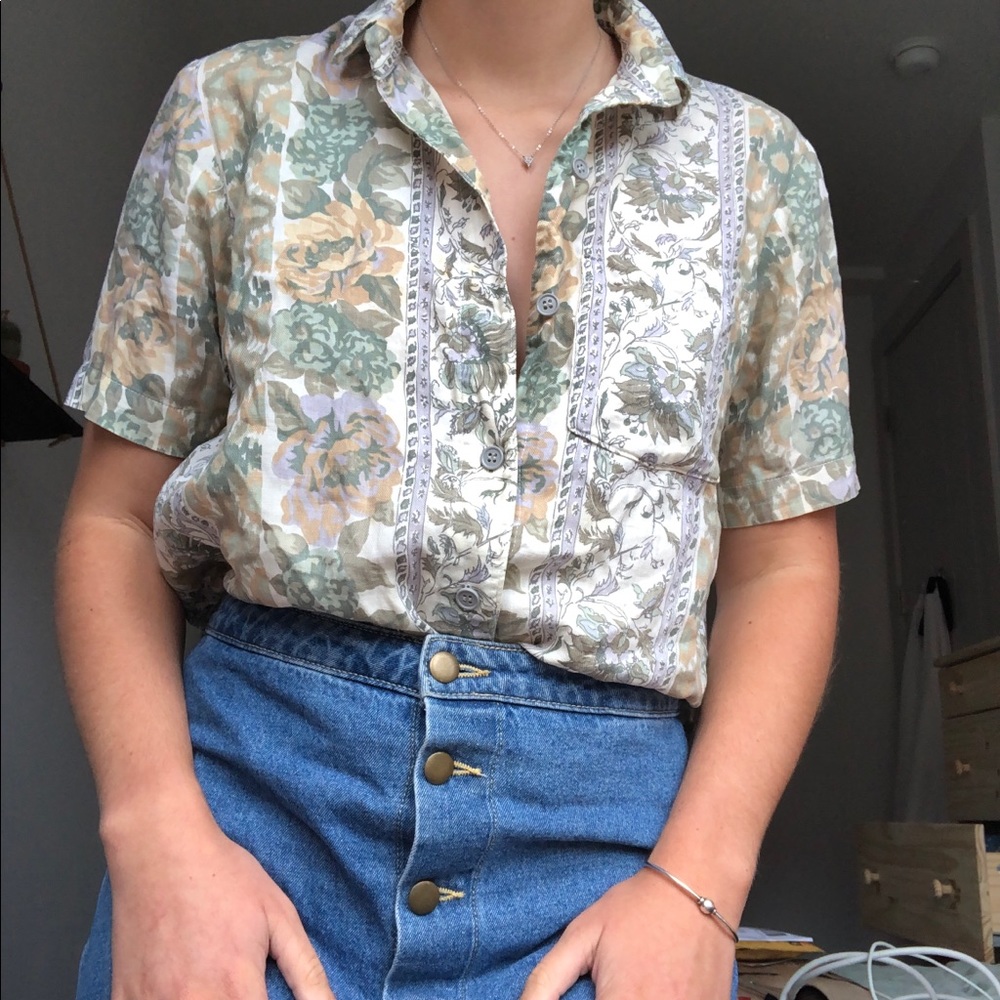 Floral button down short sleeve blouse